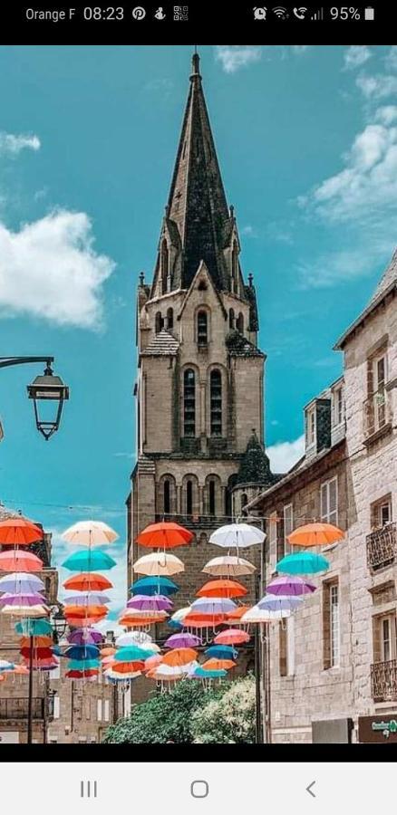 Chambre Climatisee Au Coeur De Brive Avec Televiseur Connecte Wifi Netflix Exterior foto